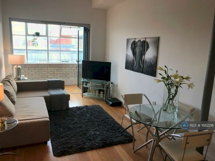 2 Bedroom Flat To Rent In Hilton Street, Manchester, M1