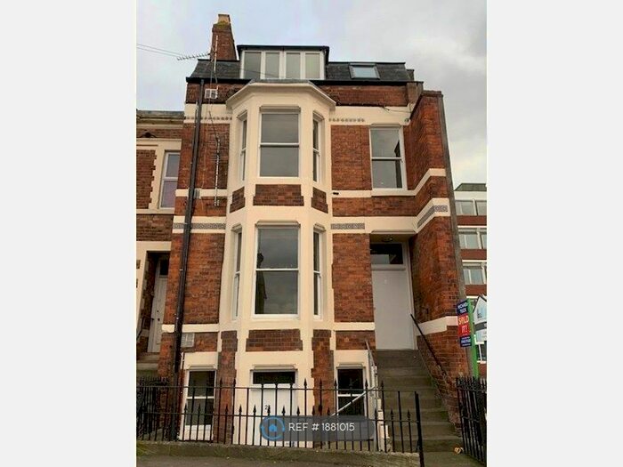 2 Bedroom Flat To Rent In Nettleton Road, Gloucester, GL1