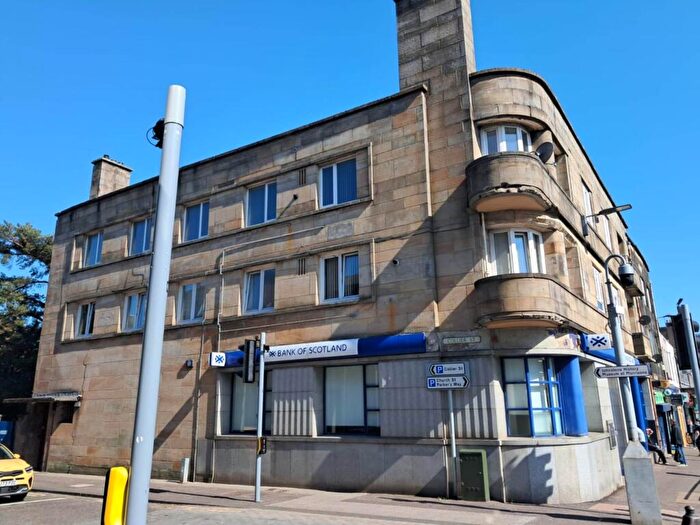 3 Bedroom Flat To Rent In Collier Street, Johnstone, PA5