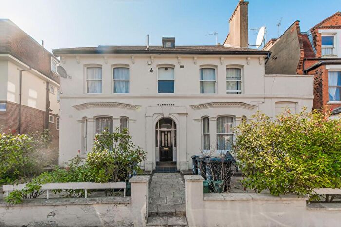 1 Bedroom Flat To Rent In Muswell Avenue, Muswell Hill, London, N10
