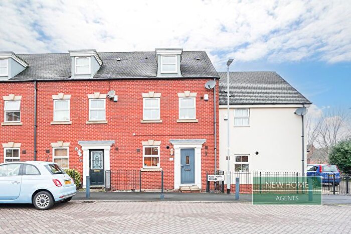 3 Bedroom Terraced House For Sale In Hawthorn Square, East Ardsley, Wakefield, WF3