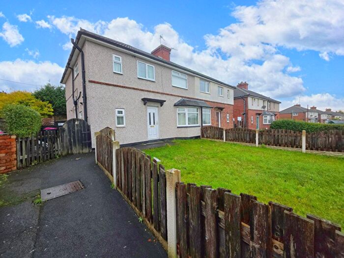 3 Bedroom Semi-Detached House For Sale In Knollbeck Lane, Brampton, Barnsley, S73