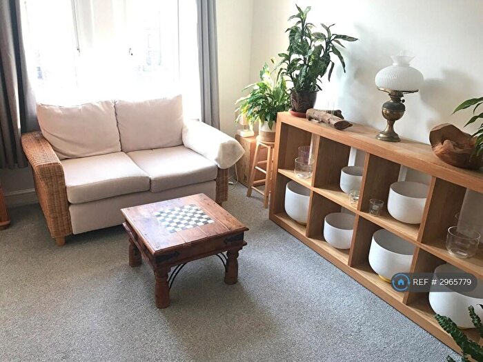 2 Bedroom Flat To Rent In St Judes, Plymouth, PL4