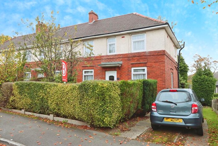 3 Bedroom End Of Terrace House For Sale In Ridgeway Drive, Sheffield, South Yorkshire, S12