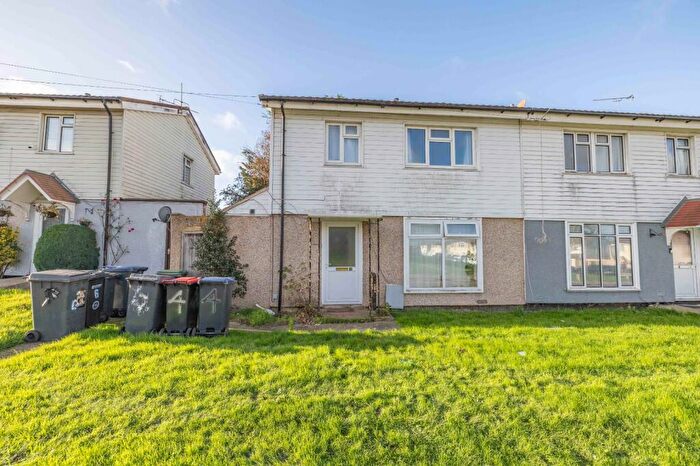 3 Bedroom Semi-Detached House For Sale In Conrad Avenue, Canterbury, CT1