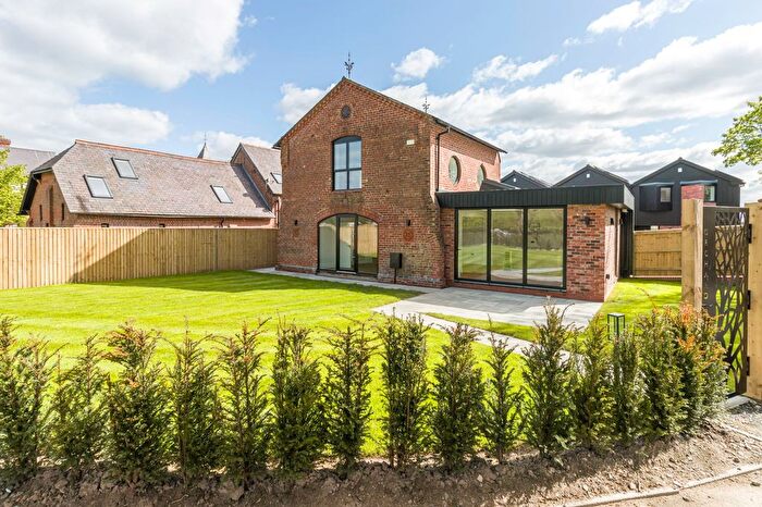 3 Bedroom Detached House To Rent In Burford Lane, Lymm, WA13