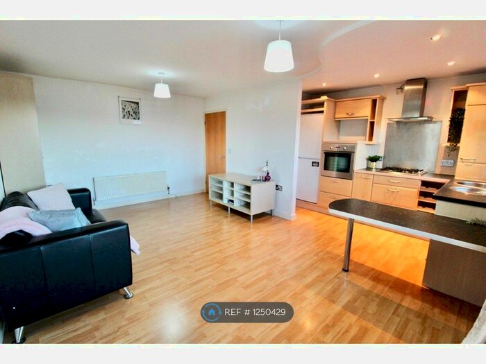 2 Bedroom Flat To Rent In Leadmill Court, Sheffield S1