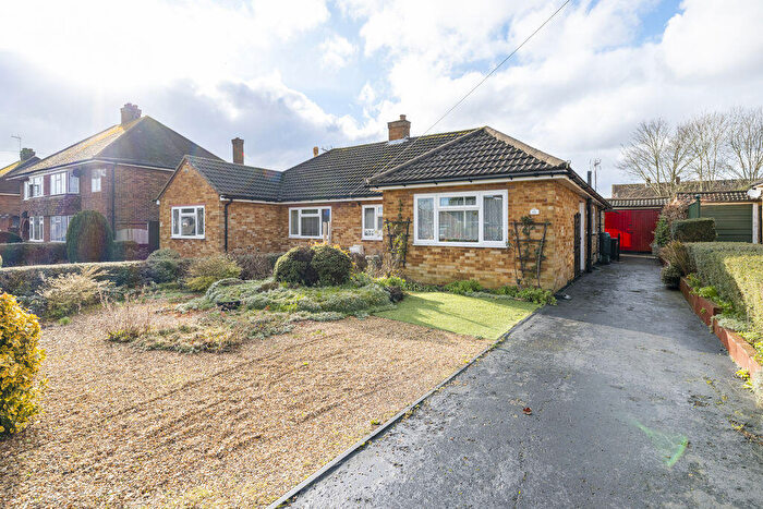 2 Bedroom Bungalow For Sale In Shenley Road, Bletchley, Milton Keynes, MK3