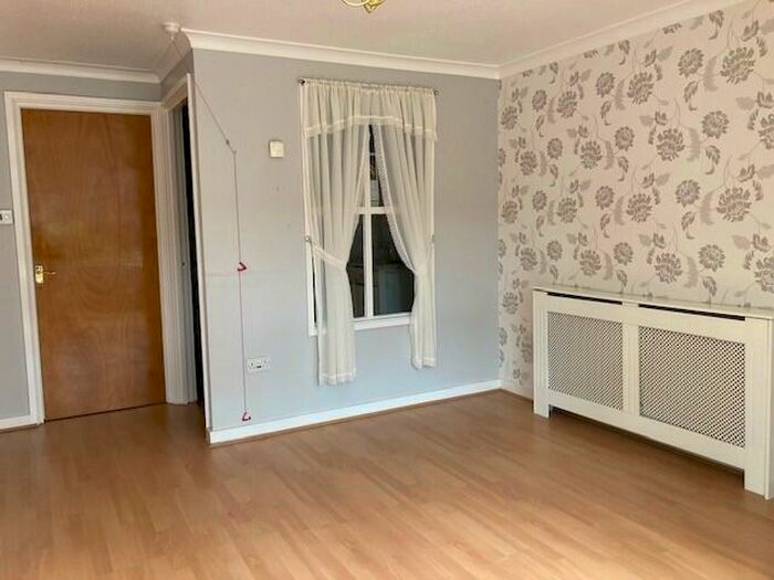 1 Bedroom Flat To Rent In Anfield Road, Newcastle Upon Tyne, NE3