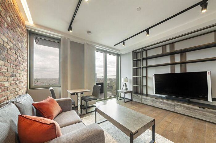 Apartment To Rent In Hewett Street, London, EC2A