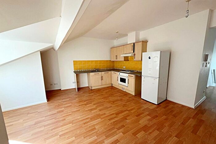 1 Bedroom Flat To Rent In Bournemouth Centre, BH1