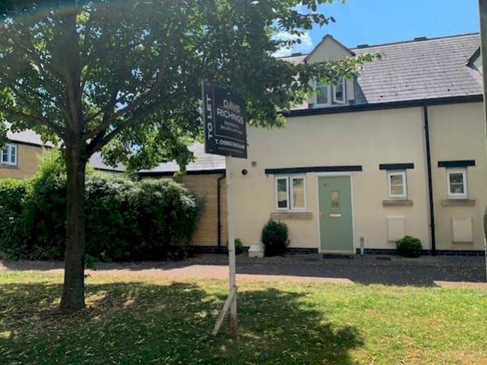 2 Bedroom Terraced House To Rent In Bluebell Way, Carterton, Oxon, OX18