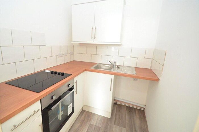 1 Bedroom Flat To Rent In Lloyds House, Fore Street, Cullompton, EX15