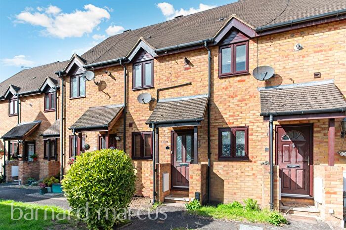 1 Bedroom Terraced House For Sale In Bloxworth Close, Wallington, SM6