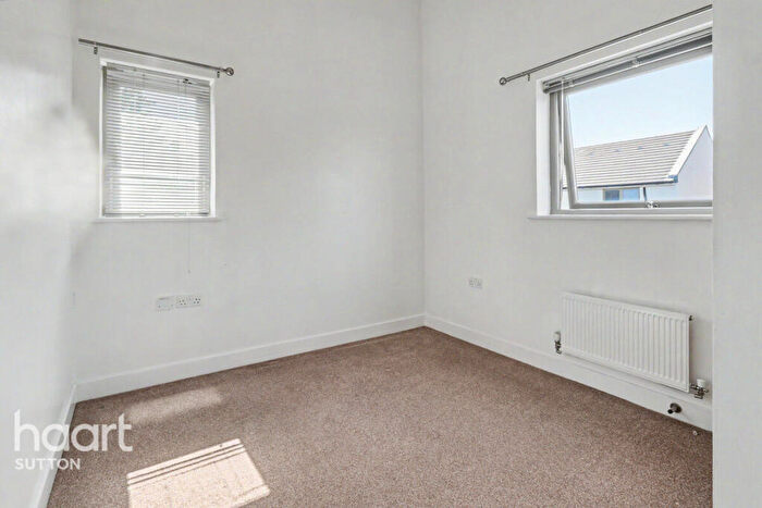 1 Bedroom Flat For Sale In Sydney Road, Sutton, SM1