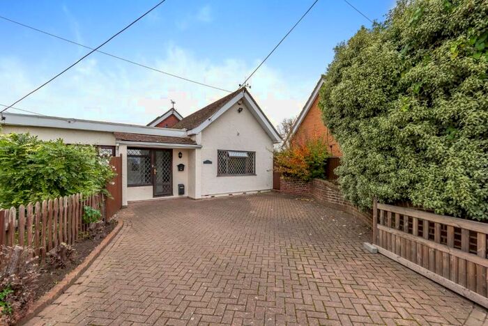 2 Bedroom Bungalow To Rent In Abbotts Court Road, Hoo, Rochester, ME3