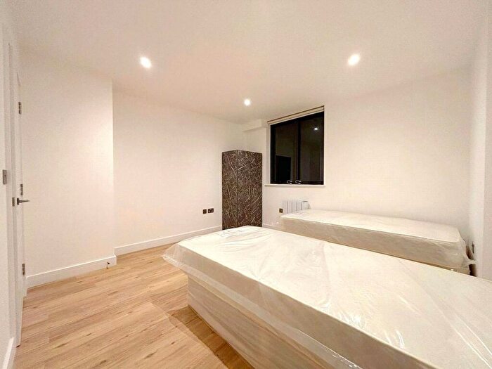 1 Bedroom Flat To Rent In Farnborough Road, Farnborough, Surrey, GU14