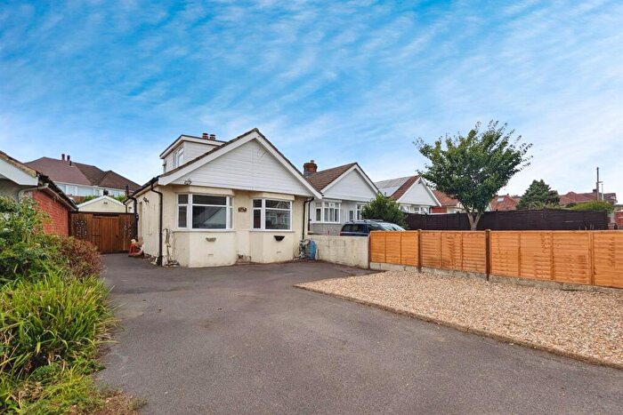 3 Bedroom Detached House To Rent In Avon Road, SO18