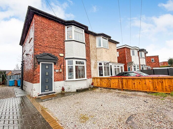 3 Bedroom Semi-Detached House For Sale In Colwall Avenue, Hull, East Riding Of Yorkshire, HU5