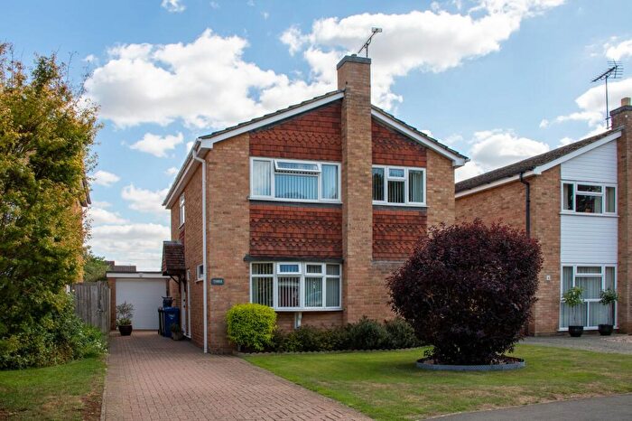 4 Bedroom Detached House For Sale In Birchwood, Banbury, OX16