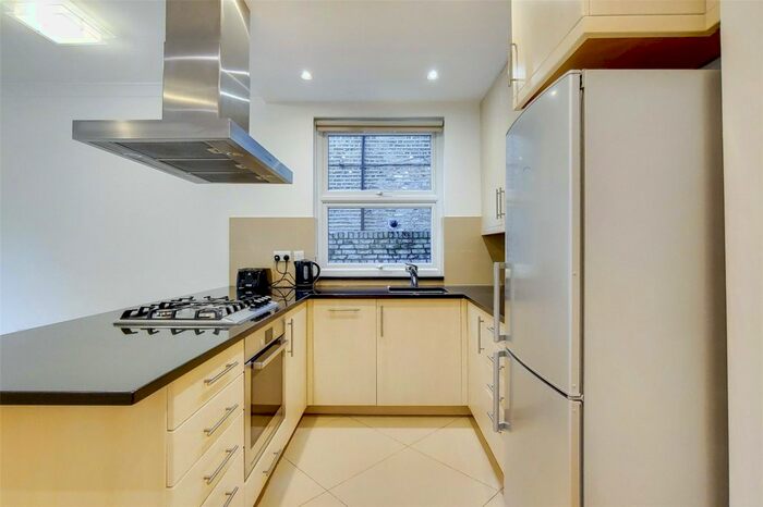 2 Bedroom Flat To Rent In Madeley Road, Ealing, London, W5