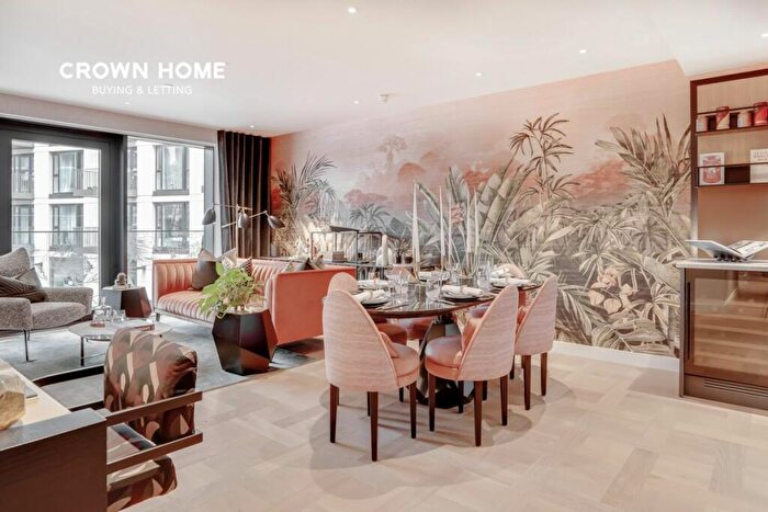 1 Bedroom Apartment For Sale In Saffron Gardens, London Dock, Vaughan Way, London, E1W