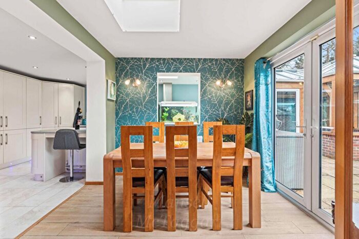 5 Bedroom Detached House For Sale In Newlands Park, Copthorne, RH10