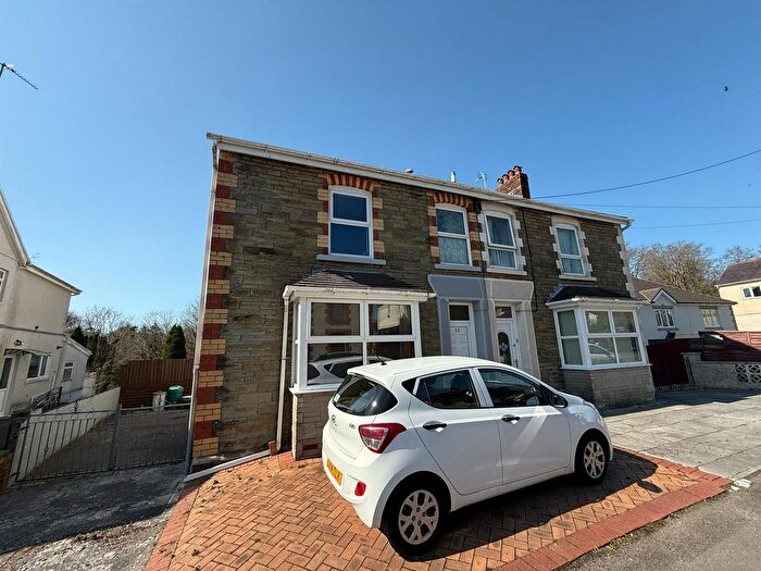 3 Bedroom Semi-Detached House For Sale In Tirycoed Road, Glanamman, Ammanford, SA18