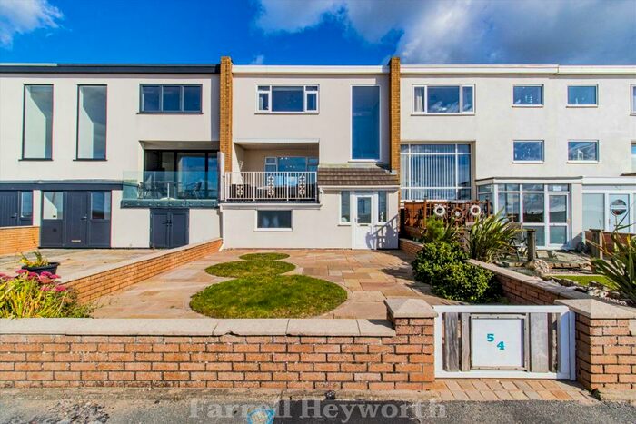 3 Bedroom House To Rent In North Promenade, Thornton Cleveleys, FY5