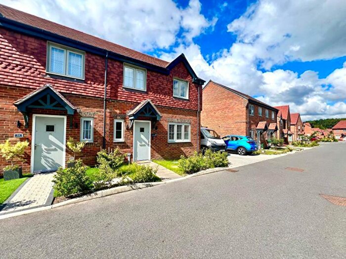 3 Bedroom Semi-Detached House To Rent In Deepcut, GU16