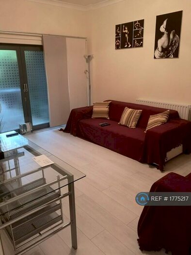 1 Bedroom Flat To Rent In Newcross, London, SE14