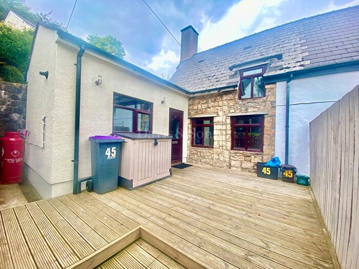 1 Bedroom End Of Terrace House To Rent In Snatchwood Road, Abersychan, Pontypool, Monmouthshire., NP4