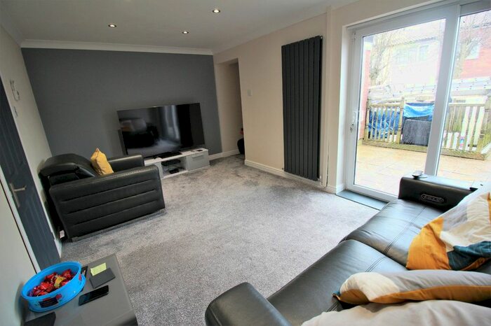 3 Bedroom Terraced House For Sale In Brierfield, Skelmersdale, Lancashire, WN8