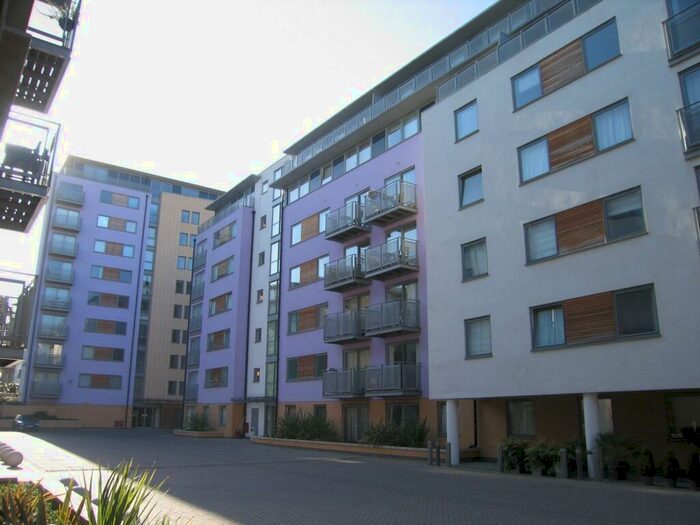 1 Bedroom Flat To Rent In Dakota Building, Deals Gateway, London, SE13
