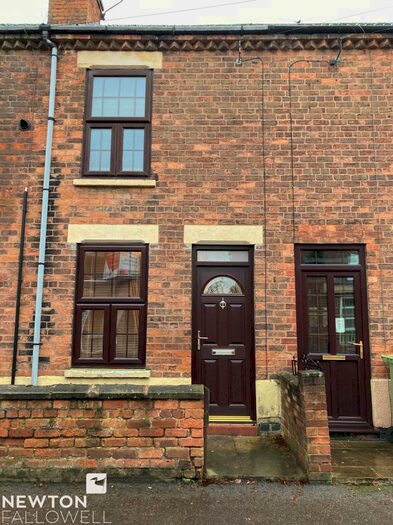 2 Bedroom Terraced House To Rent In West Street, Retford, DN22