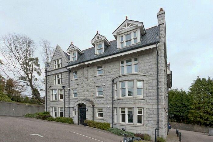 2 Bedroom Flat To Rent In Earls Court, Anderson Drive, West End, Aberdeen, AB15