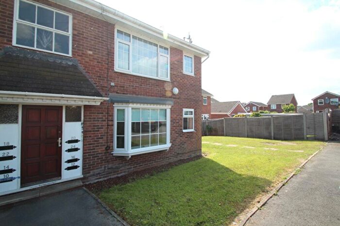 1 Bedroom Flat To Rent In Abbeydale Grove, Leeds, West Yorkshire, LS5