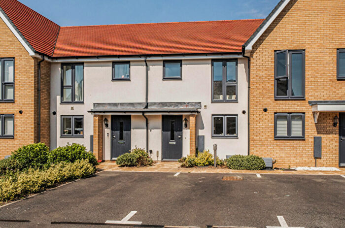 Terraced House For Sale In Woodman Way, Wootton, Bedford, MK43