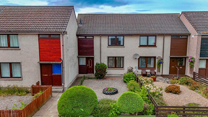 3 Bedroom Terraced House For Sale In Kirkside, Alness, IV17