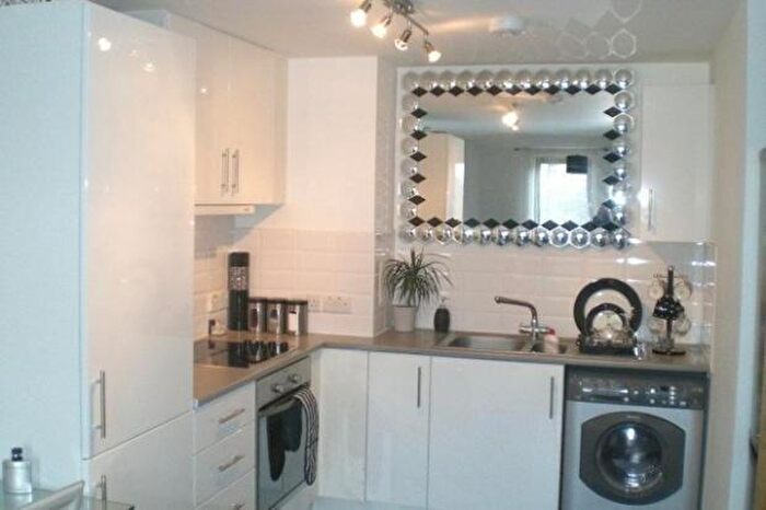 1 Bedroom Flat To Rent In Auckland Street, SE11