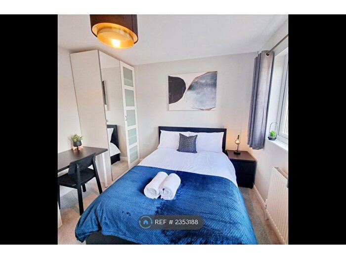 4 Bedroom Terraced House To Rent In Minerva Way, Cambridge, CB4