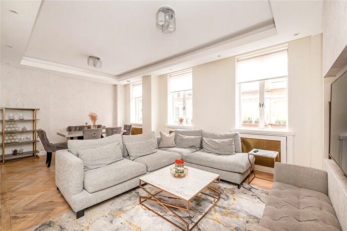 2 Bedroom Flat To Rent In Fountain House, Park Street, Mayfair, W1K