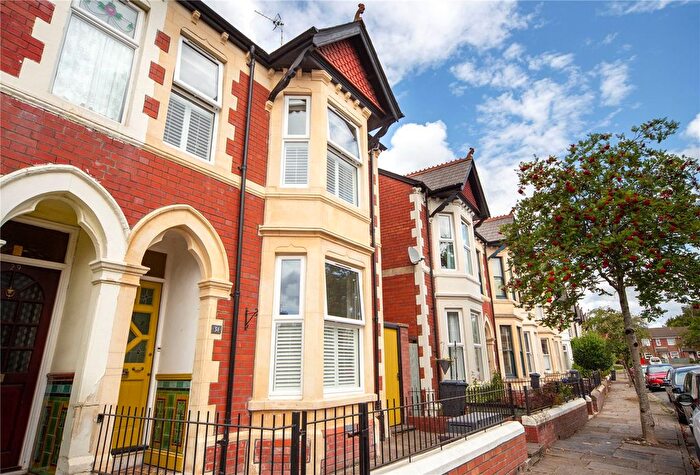 3 Bedroom End Of Terrace House To Rent In Deri Road, Penylan, Cardiff, CF23