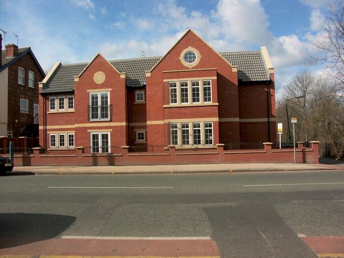 2 Bedroom Flat To Rent In Private Road, Mapperley Park, Nottingham, NG3