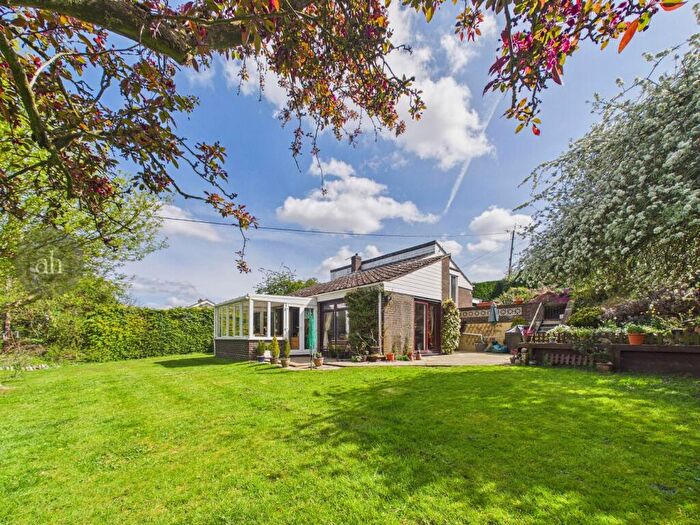 3 Bedroom Detached House For Sale In Pottery Hill, Diss, IP22