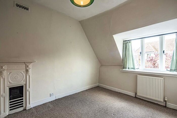 2 Bedroom Character Property To Rent In The Little Cottage, Goring On Thames, RG8