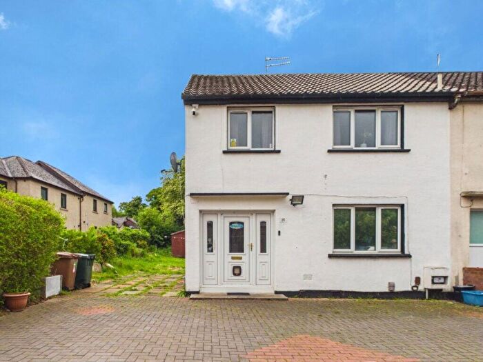 3 Bedroom End Of Terrace House For Sale In St Katharines Crescent, Edinburgh, EH16