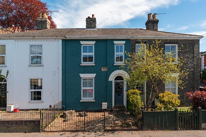 3 Bedroom Terraced House For Sale In Unthank Road, Norwich, NR2