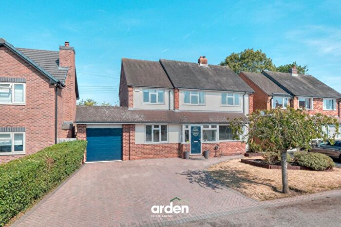 4 Bedroom Detached House For Sale In Holt Gardens, Studley, B80