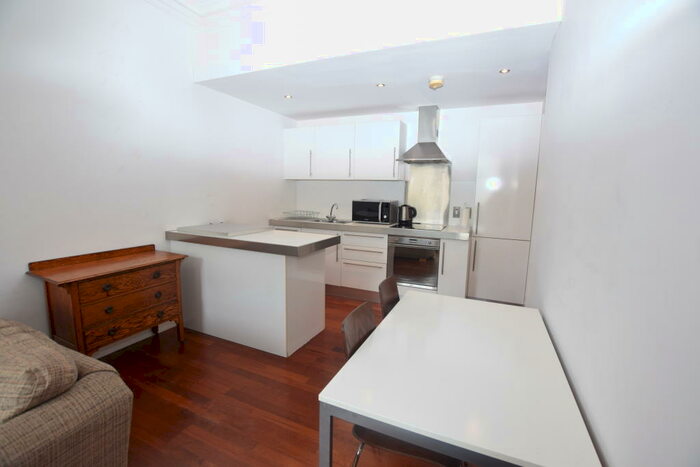 2 Bedroom Apartment To Rent In A Pinstone Street, Sheffield, S1